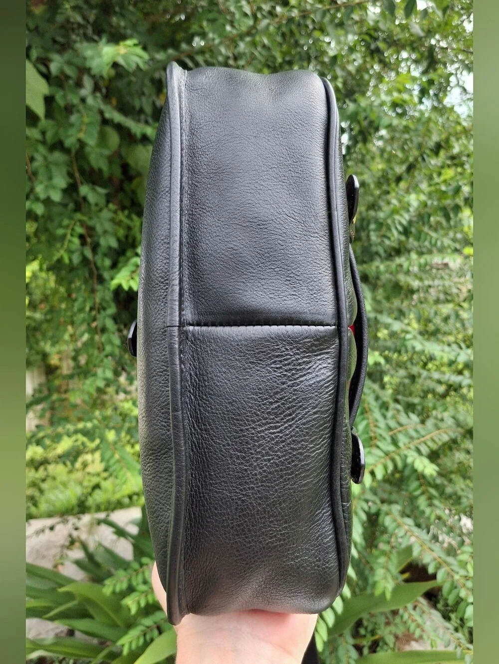 Dooney & Bourke retired dooney